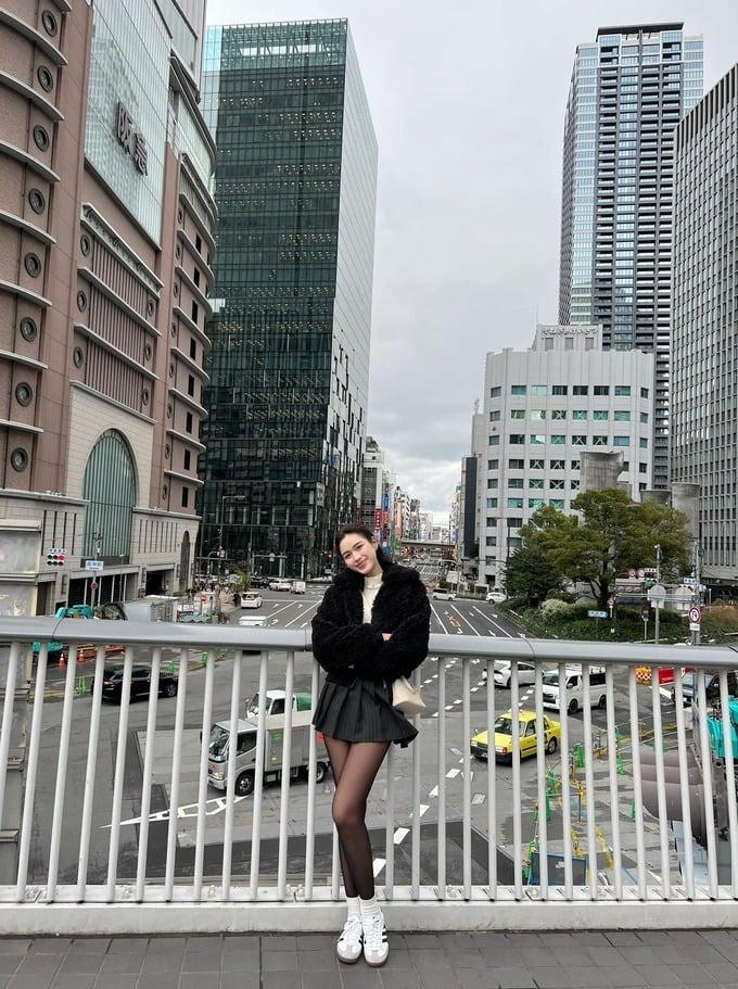 Hoa hậu Đỗ Hà lộ ảnh hẹn hò bạn trai thiếu gia tại Nhật?-4