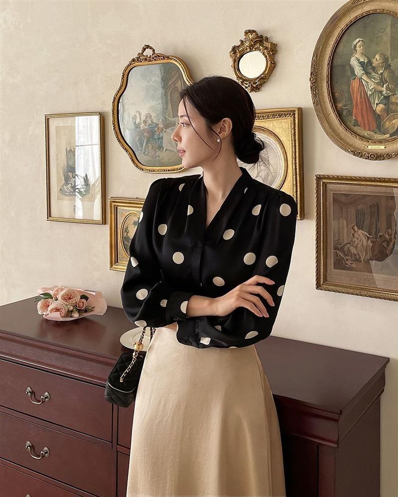 4 lưu ý diện đồ họa tiết mà không sến súa trong mùa hè-2