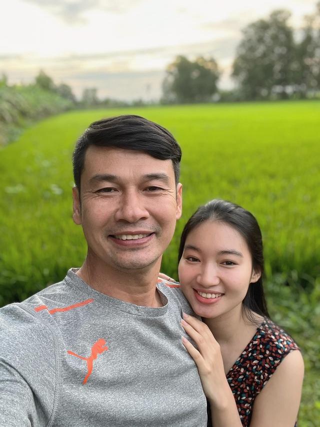 2 nam nghệ sĩ cưới vợ kém gần 30 tuổi, U60 chưa có con chung vẫn hạnh phúc, mặn nồng-1