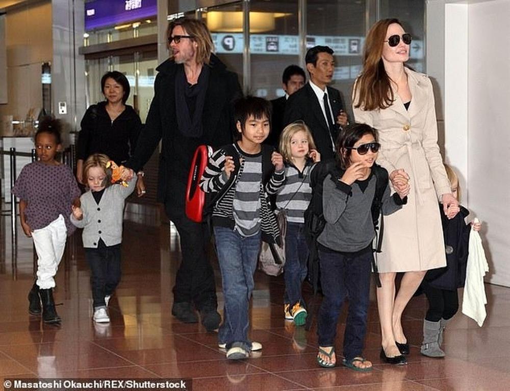 Brad Pitt từ bỏ quyền nuôi con: Cặp đôi vàng một thuở thôi làm khổ nhau-2