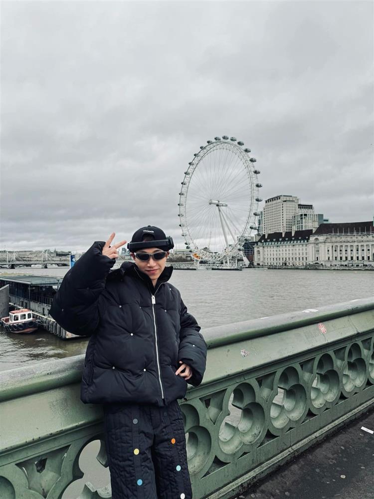 Double2T: Thợ hớt tóc thành rapper, show kín lịch, nhận 2 giải Cống hiến-13