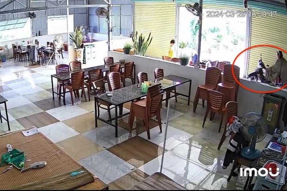 Truy tìm hot girl Bella nghi đi nhầm xe máy của người dân-1