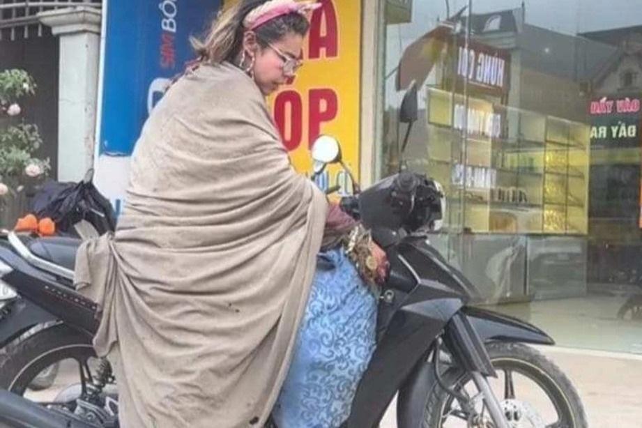 Tìm thấy hot girl Bella cùng chiếc xe đi nhầm của người dân-4