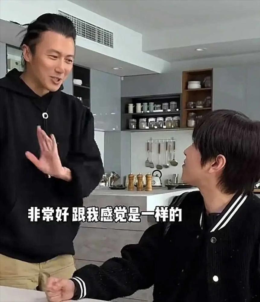 Tạ Đình Phong hạ mình nấu ăn cho người nổi tiếng trên mạng gây tranh cãi-2