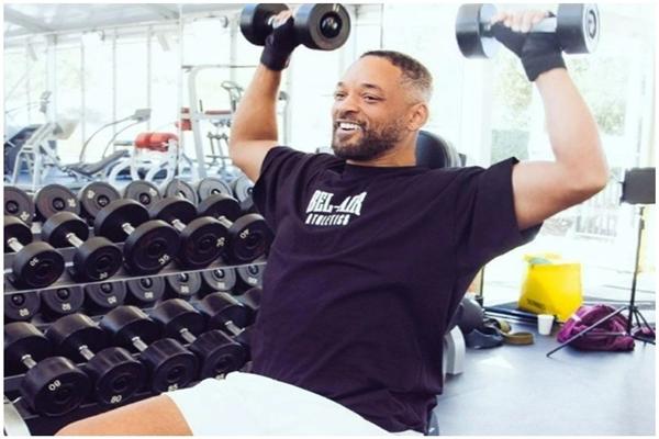 Nam tài tử tát đồng nghiệp trên sân khấu Oscar: U60 vẫn cường tráng vạm vỡ-3