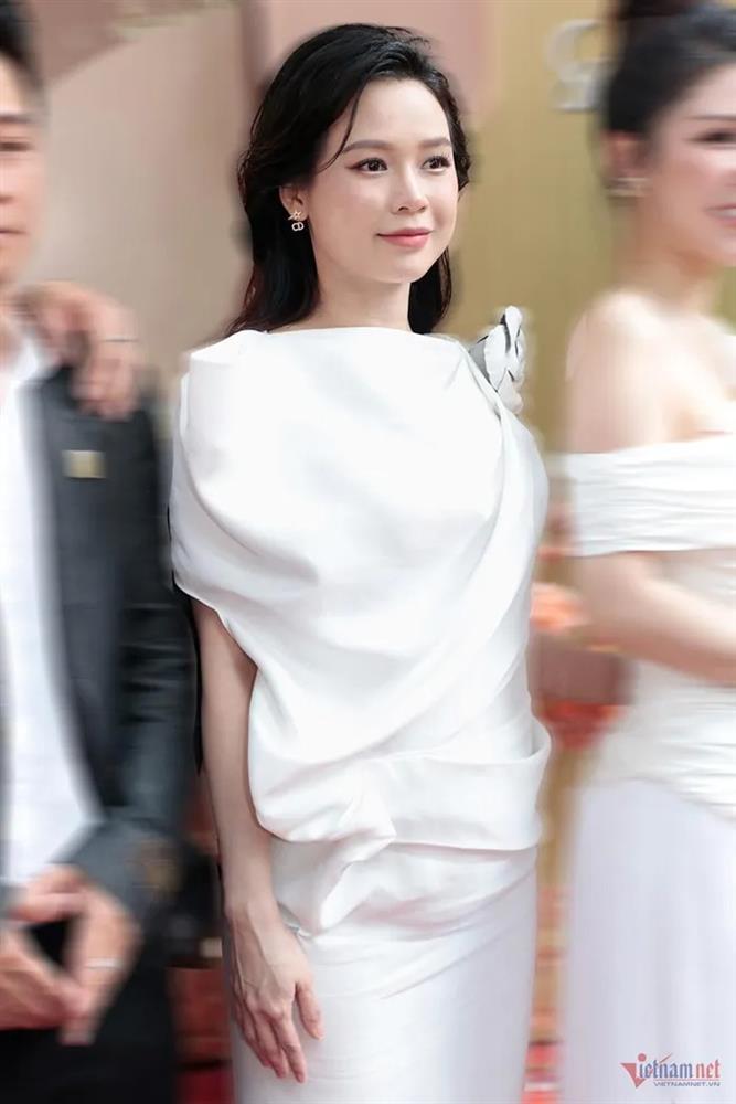 Diễn viên Sam giảm 16kg sau 1 tháng sinh, tiết lộ chồng doanh nhân ngoại quốc-4