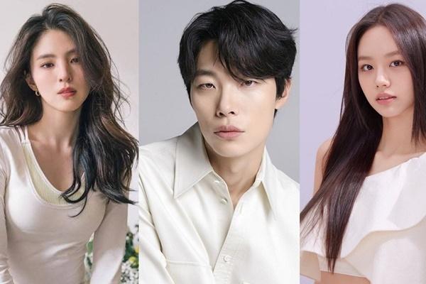 Hyeri có động thái đầu tiên sau khi Han So Hee - Ryu Jun Yeol chia tay, úp mở tâm trạng đang vui?-5