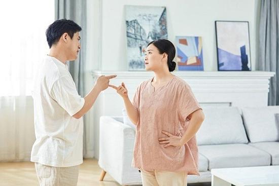 Đàn ông độc hại thường có 6 biểu hiện ít ai ngờ tới, đôi khi nhận ra thì đã muộn