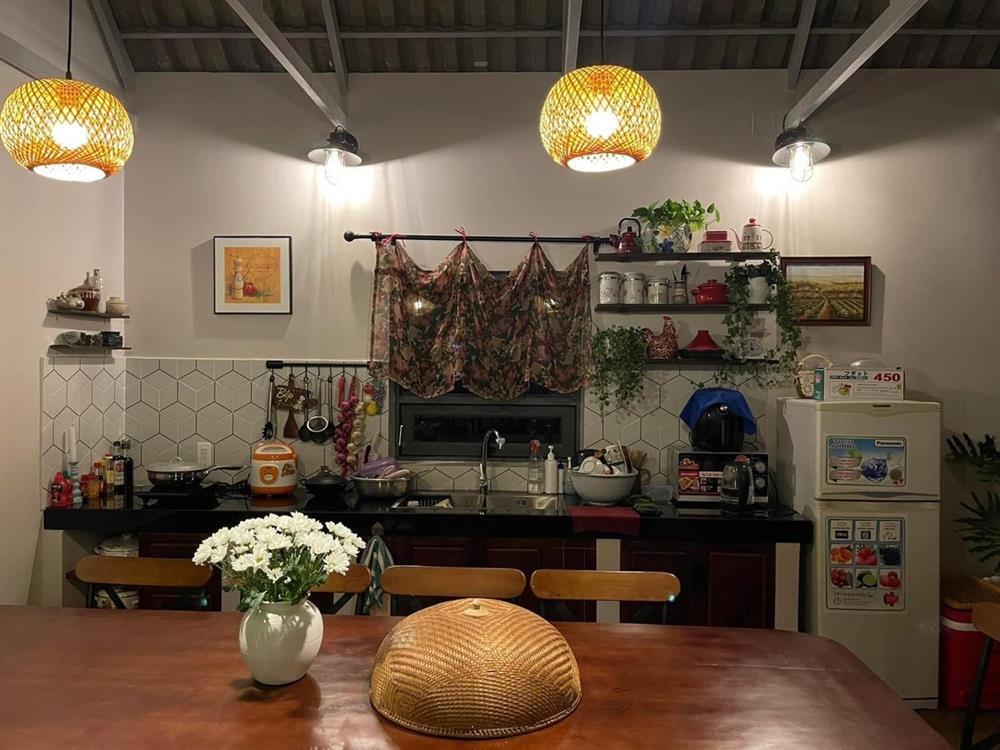 Nhà vườn 2.000m2 đẹp mê mải của Hoàng Lê Vi và chồng nhạc sĩ-12