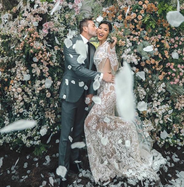 Ảnh cưới đẹp như cổ tích của siêu mẫu Minh Tú và bạn trai ngoại quốc-1