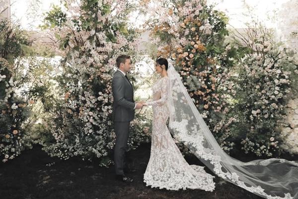 Ảnh cưới đẹp như cổ tích của siêu mẫu Minh Tú và bạn trai ngoại quốc-5