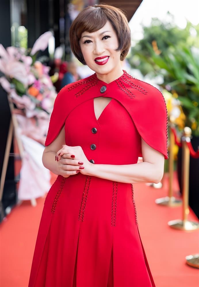 Nữ ca sĩ đông con nhất showbiz Việt U70 vẫn sở hữu thân hình đáng ngưỡng mộ-2