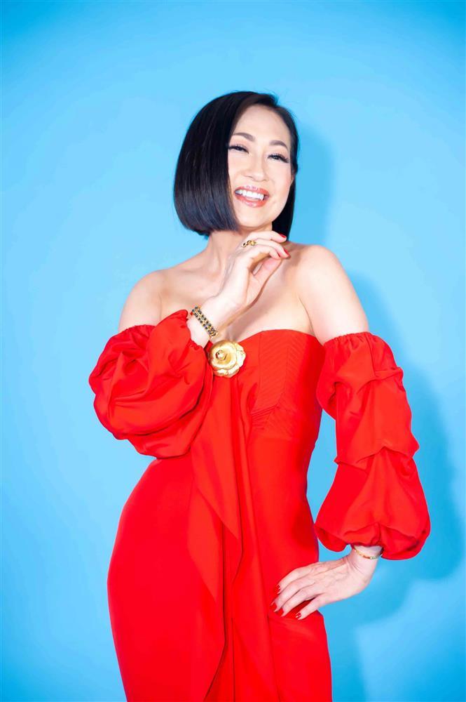 Nữ ca sĩ đông con nhất showbiz Việt U70 vẫn sở hữu thân hình đáng ngưỡng mộ-3