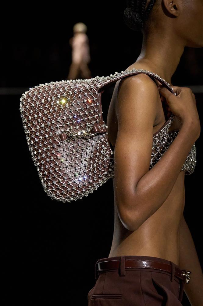 6 mẫu túi xách Gucci không bị lỗi mốt, xứng đáng để đầu tư-4