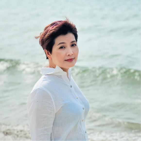 Vợ đầu tiên kín tiếng của Công Lý thời trẻ xinh như mỹ nhân, sau ly hôn vẫn dành điều tử tế cho chồng cũ-8