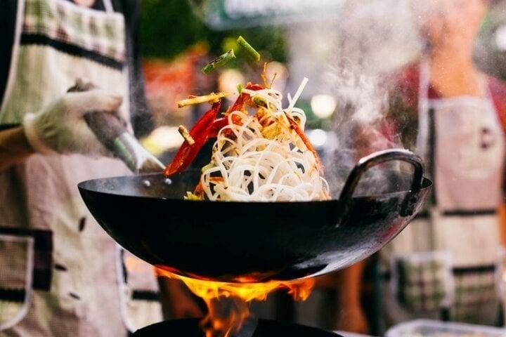 Bí quyết của đầu bếp giúp các món xào thơm ngon-2