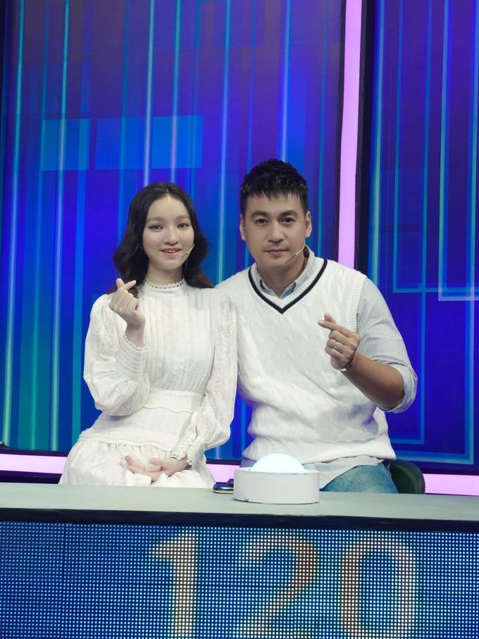 Diễn viên Ngọc Thuận Gạo Nếp Gạo Tẻ và bà xã kém 17 tuổi đón tiểu công chúa đầu lòng-4