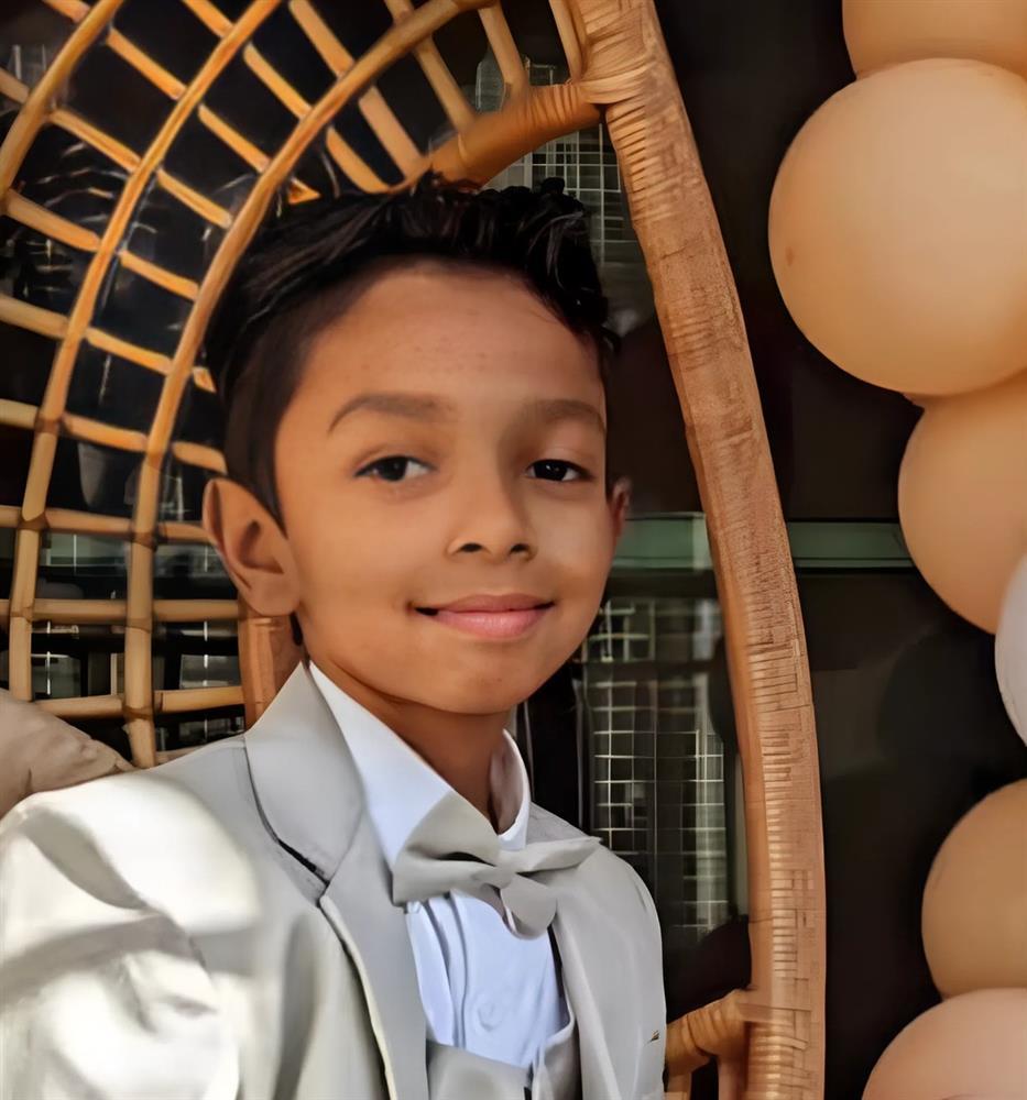 Thần đồng 8 tuổi có IQ 180, là chủ nhân 3 ứng dụng trên Google Play-1