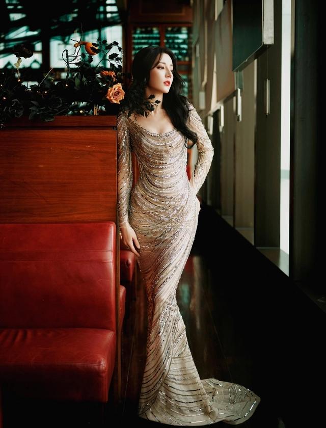 Dân tình phát sốt với nhan sắc cực phẩm của Địch Lệ Nhiệt Ba cách đây 10 năm-4