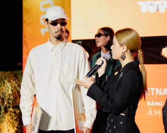 Hoàng Thùy Linh lộ loạt ảnh rạng rỡ thử váy cưới sau khi bị bắt gặp đi chung xe về cùng nhà với Đen Vâu-6