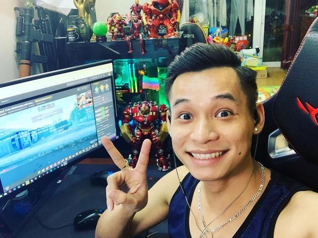 Ngoài nguồn thu khủng từ kênh YouTube mới ‘bay màu’, Độ Mixi giàu cỡ nào mà trong nhà có sẵn máy đếm tiền?-1