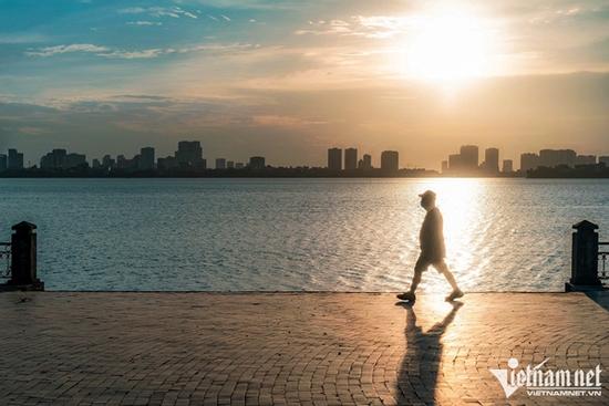 Dự báo thời tiết 2/4/2024: Miền Bắc và Trung Bộ nắng nóng đỉnh điểm