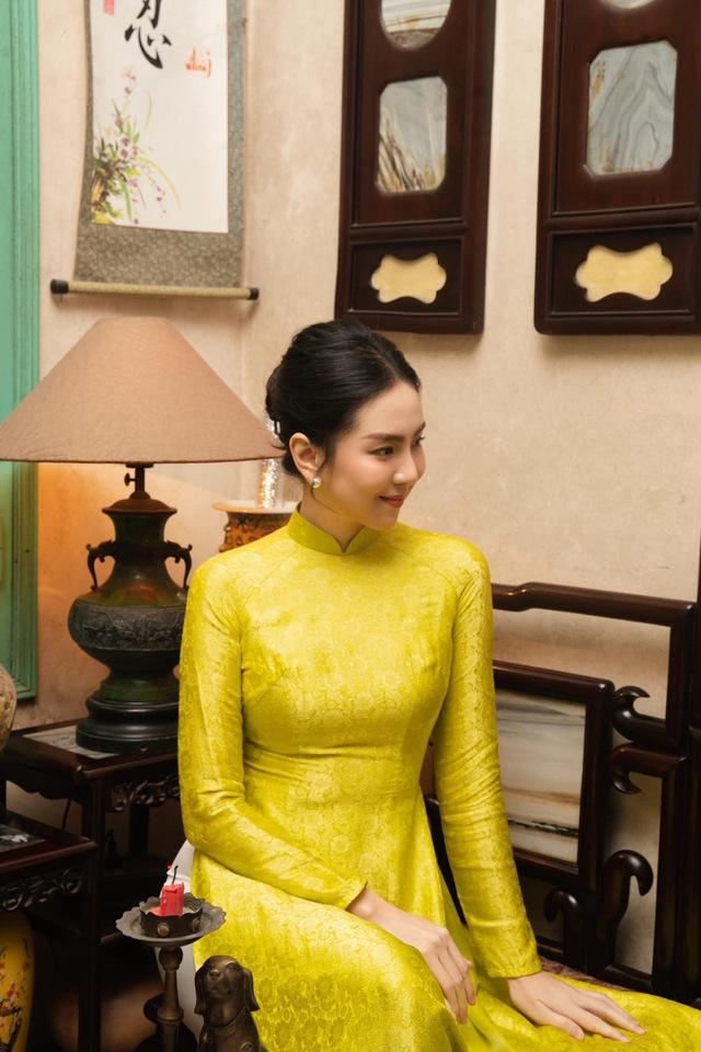 Mặc áo dài đẹp như hoa khôi VTV Mai Ngọc-12