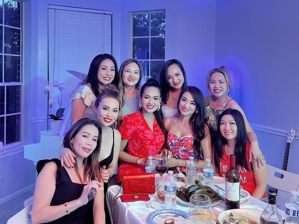 Kasim Hoàng Vũ gầy sọm, nhìn khác lạ sau 8 tháng phẫu thuật khớp xương hàm-6