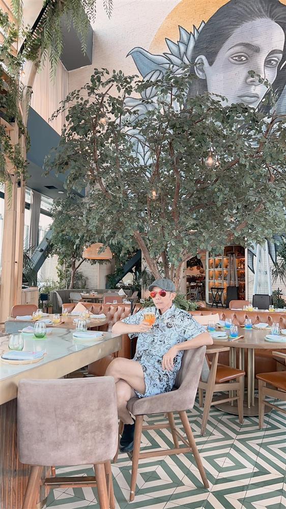 Kasim Hoàng Vũ gầy sọm, nhìn khác lạ sau 8 tháng phẫu thuật khớp xương hàm-9