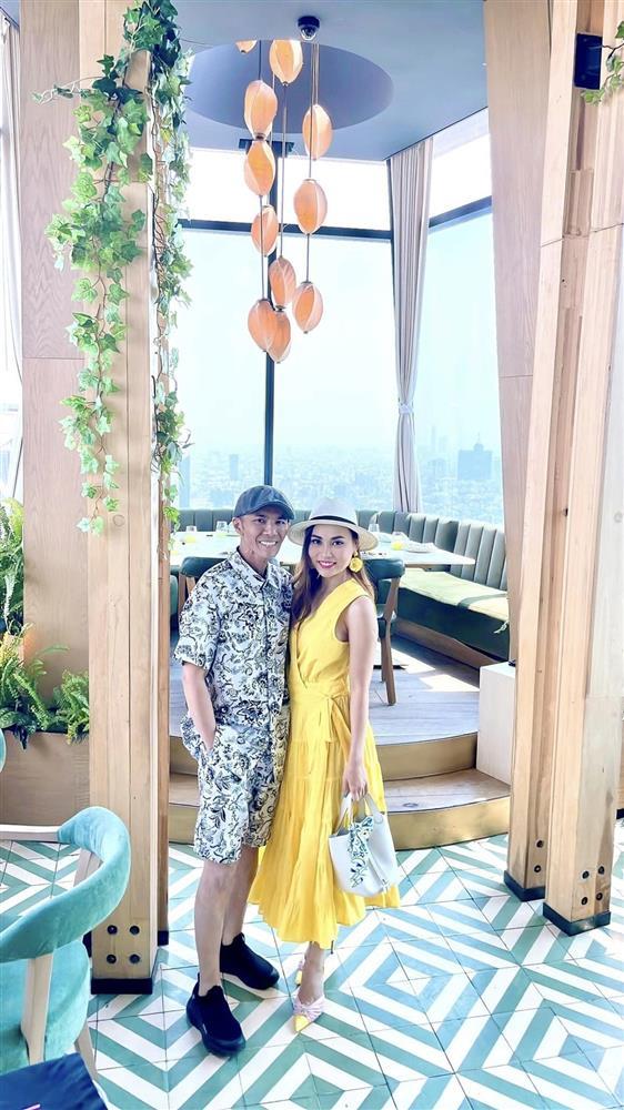 Kasim Hoàng Vũ gầy sọm, nhìn khác lạ sau 8 tháng phẫu thuật khớp xương hàm-10