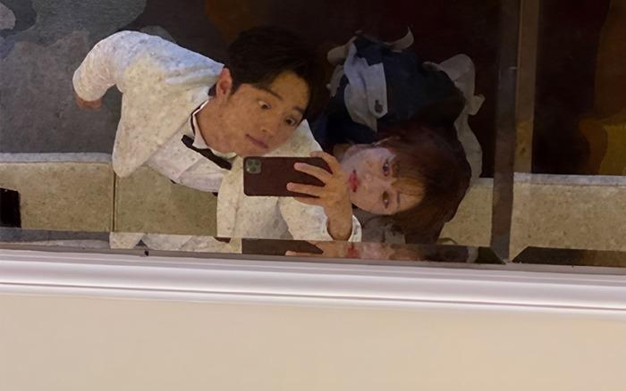 Tiêu Chiến và Dương Tử lại để lộ bằng chứng phim giả tình thật khiến cộng đồng mạng xôn xao-1