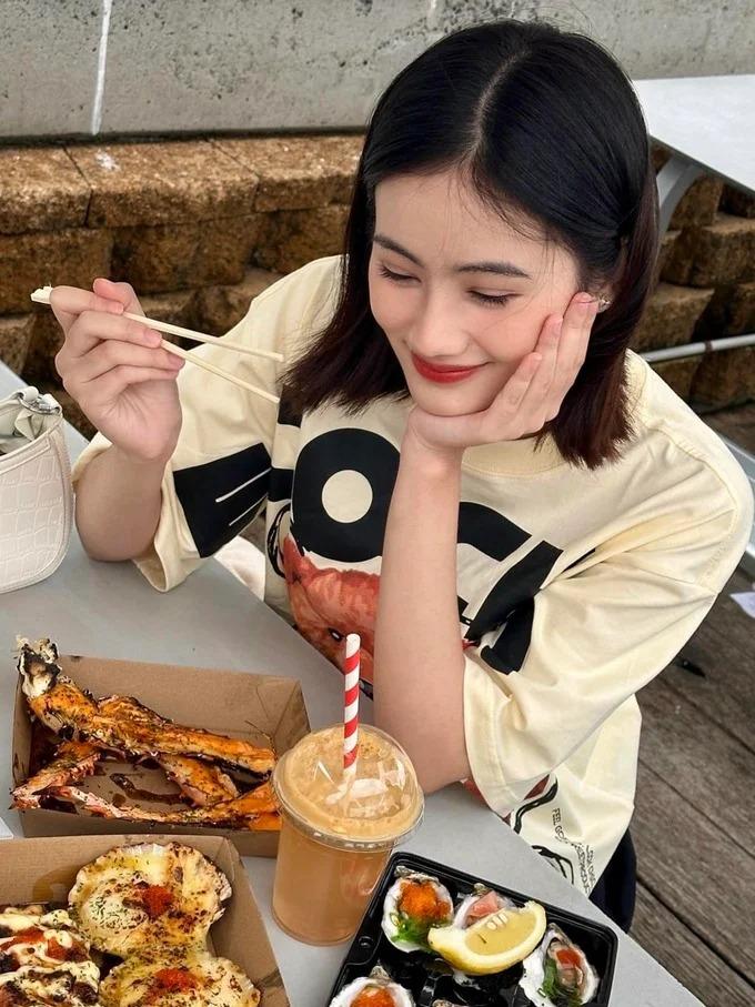 Hoa hậu Ý Nhi tiết lộ cách yêu xa với bạn trai-4