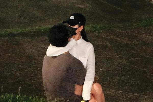Kết đắng cho đôi diễn viên ca sĩ lộ clip ngoại tình ngoài công viên-5