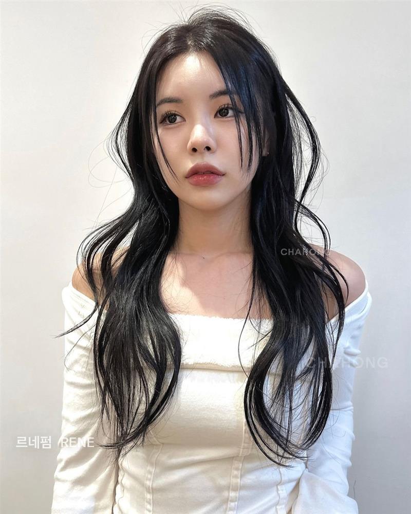 4 kiểu tóc layer thu gọn gương mặt, ai cũng có thể áp dụng-1