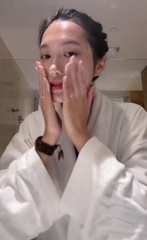 Doãn Hải My da đẹp không tỳ vết khi mang bầu nhờ làm một điều giống Phạm Băng Băng-3