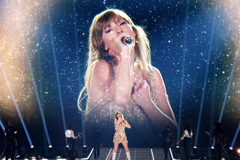 Selena Gomez sẽ sớm theo chân bạn thân Taylor Swift vào câu lạc bộ tỷ phú-4