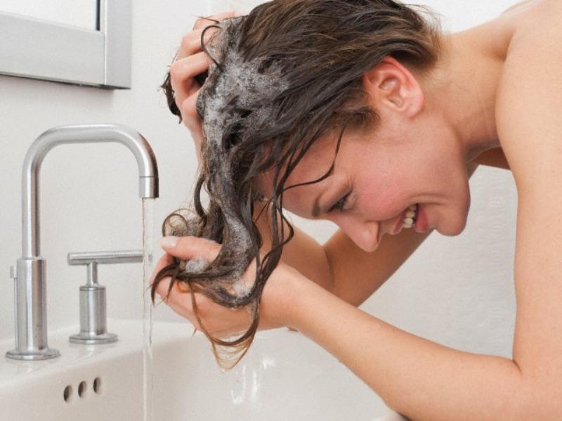 Tần suất gội đầu thế nào là hợp lý: Hàng ngày hay 2 ngày 1 lần?-2