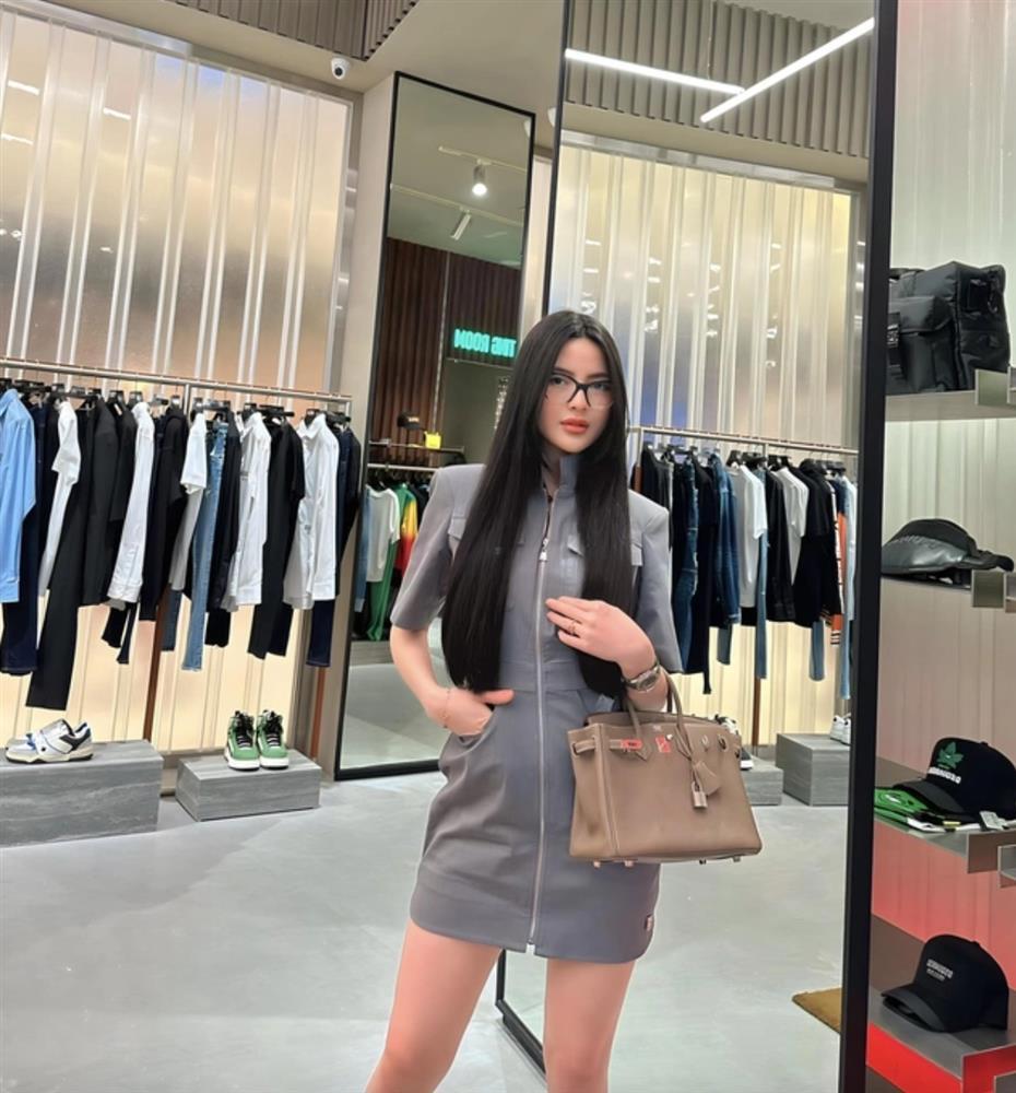 Bà xã mới cưới của Quang Hải: Sắc vóc mảnh mai, gu thời trang dát đồ hiệu-5