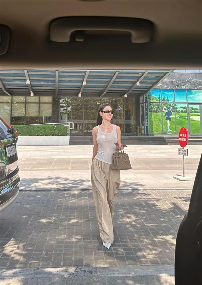 Bà xã mới cưới của Quang Hải: Sắc vóc mảnh mai, gu thời trang dát đồ hiệu-6