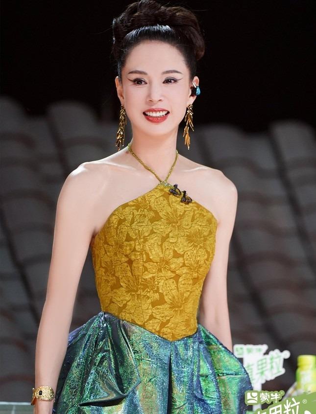 Mối tình 10 năm khiến Lý Nhược Đồng rơi vào trầm cảm-2