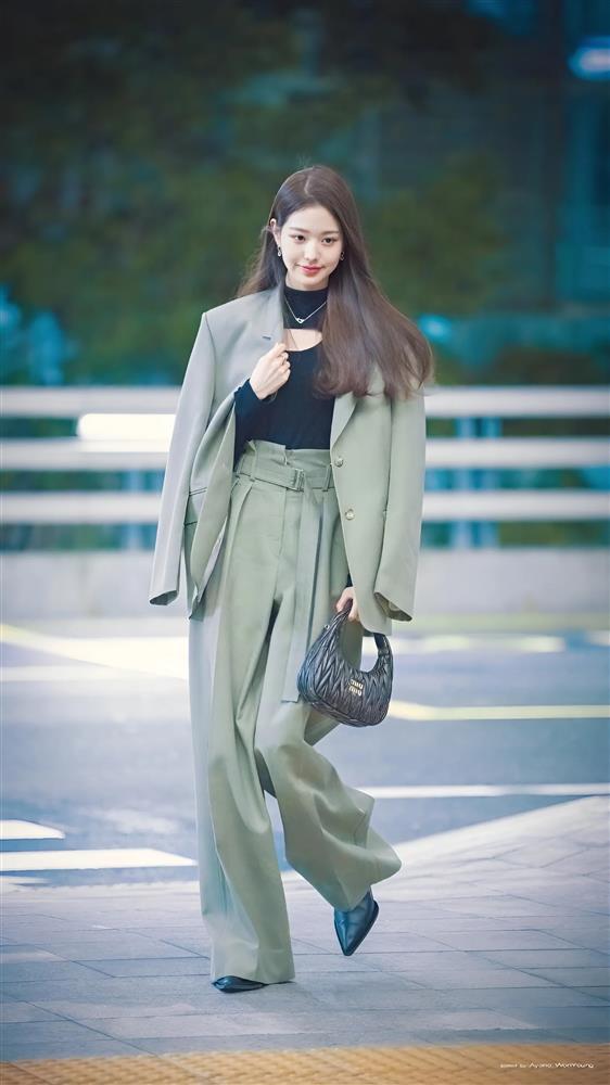 6 thần tượng Hàn Quốc luôn dẫn đầu các xu hướng thời trang-10