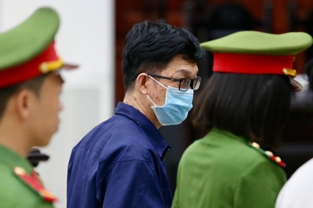 Hình ảnh bà Nguyễn Phương Hằng tại tòa sáng nay-6