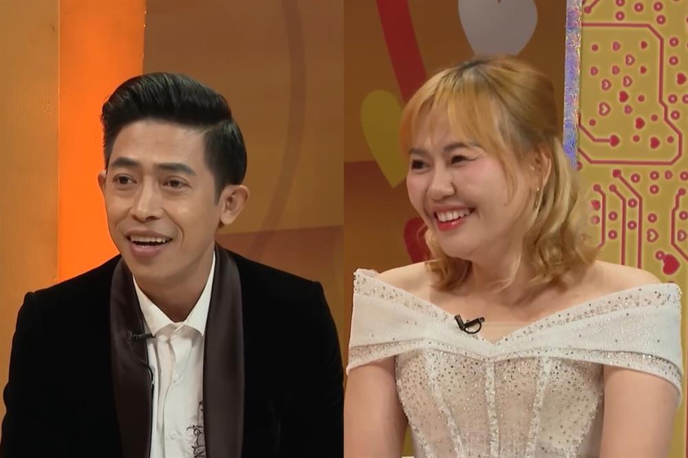 Đi sửa máy nóng lạnh, chàng trai cưới luôn con gái chủ nhà sau 4 tháng-1