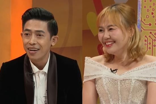 Đi sửa máy nóng lạnh, chàng trai cưới luôn con gái chủ nhà sau 4 tháng