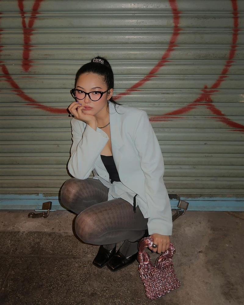 3 hot girl Việt nổi tiếng ăn mặc đẹp trong giới trẻ hiện nay-7