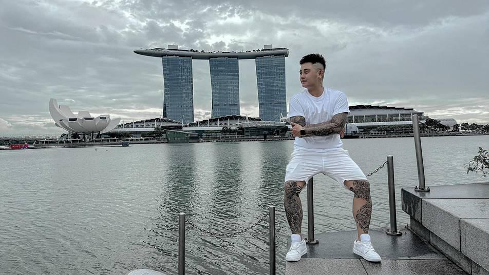 Người đàn ông ở TP.HCM mang bầu, sinh con thay vợ, nhận về hạnh phúc ngọt ngào-2