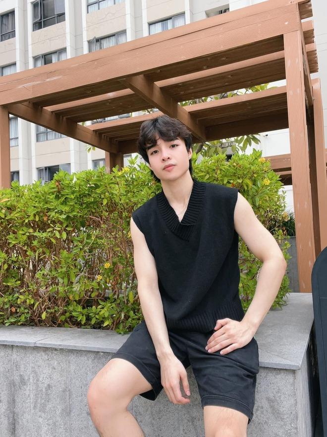 Chán chung cư view Hồ Tây đắt giá, Tun Phạm tậu nhà đất 7 tầng ở trung tâm quận Đống Đa cho bố mẹ-1