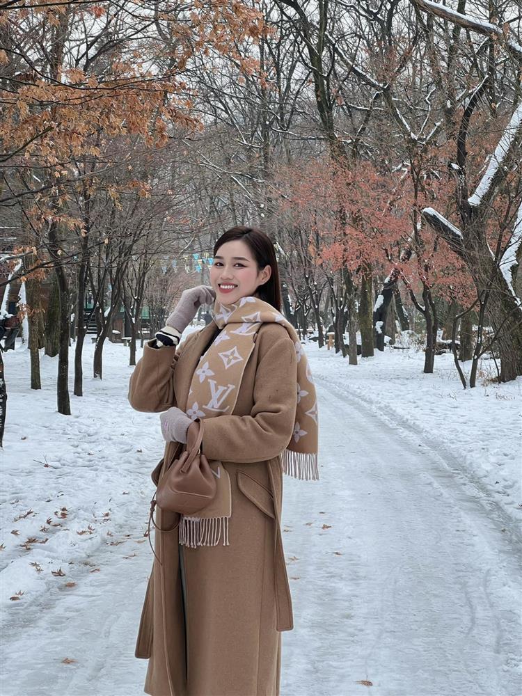 Hoa hậu Đỗ Thị Hà hết nhiệm kỳ trở thành bà chủ, vướng tin đồn yêu đương thiếu gia tập đoàn xây dựng-8