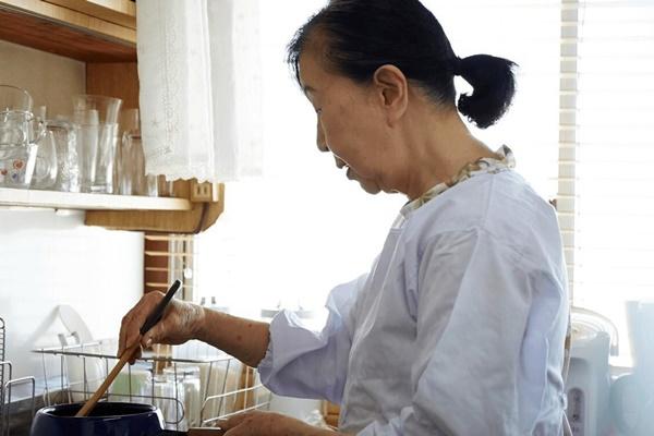 Tôi trách móc con dâu không biết đẻ và nhận về cái kết khó ngờ-2