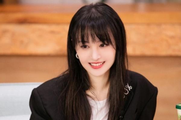 Xôn xao hình ảnh Trịnh Sảng chuẩn bị tái xuất màn ảnh sau biến cố vỡ nợ 300 tỷ?-5